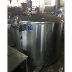Schładzalnik, zbiornik do mleka  DELAVAL 1800 litrów używany